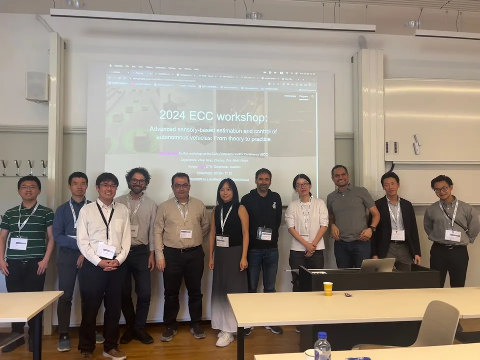 Héctor was presenting our work on source seeking for robot swarms in two workshops at the European Control Conference in Stockholm