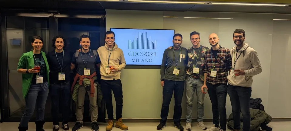 Jesús presented our paper at CDC in Milan titled Resilient source seeking with robot swarms